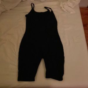 Black bodysuit 🖤🕶